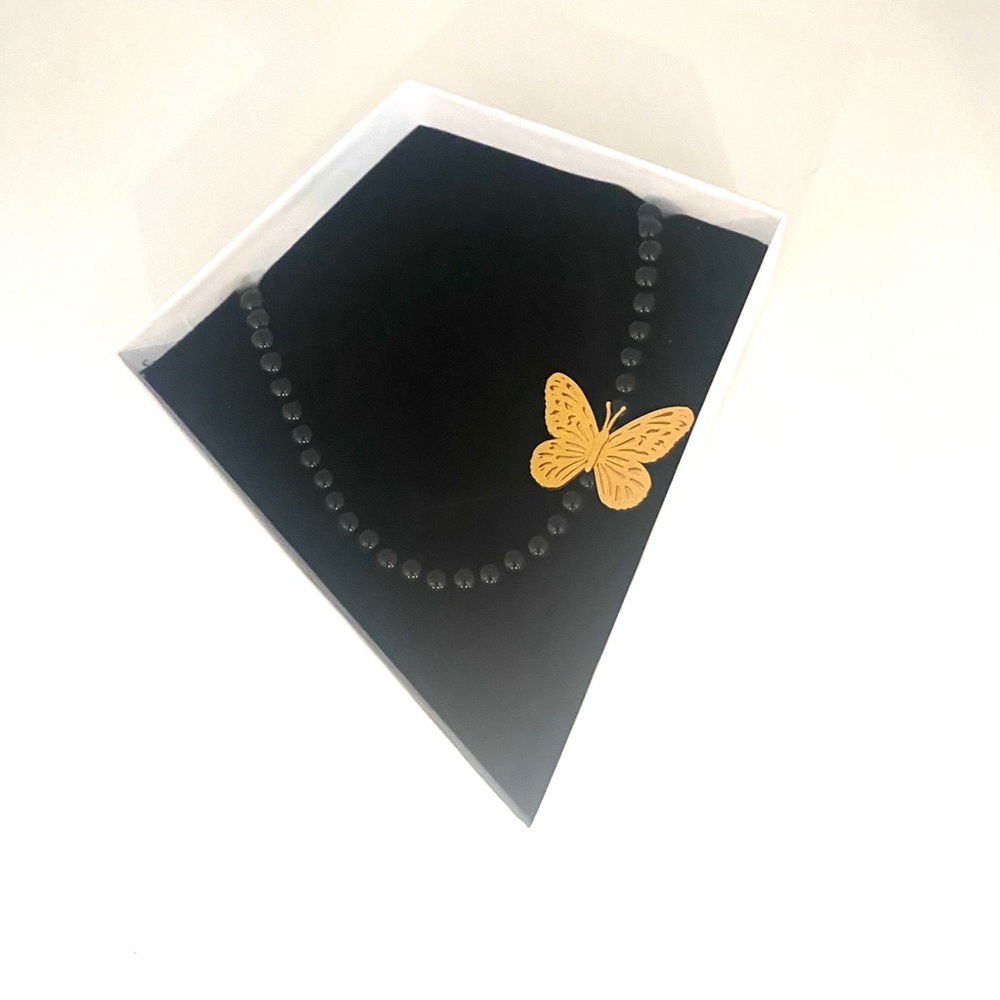 Black Pearl 18 K Gold Butterfly Necklace NEW